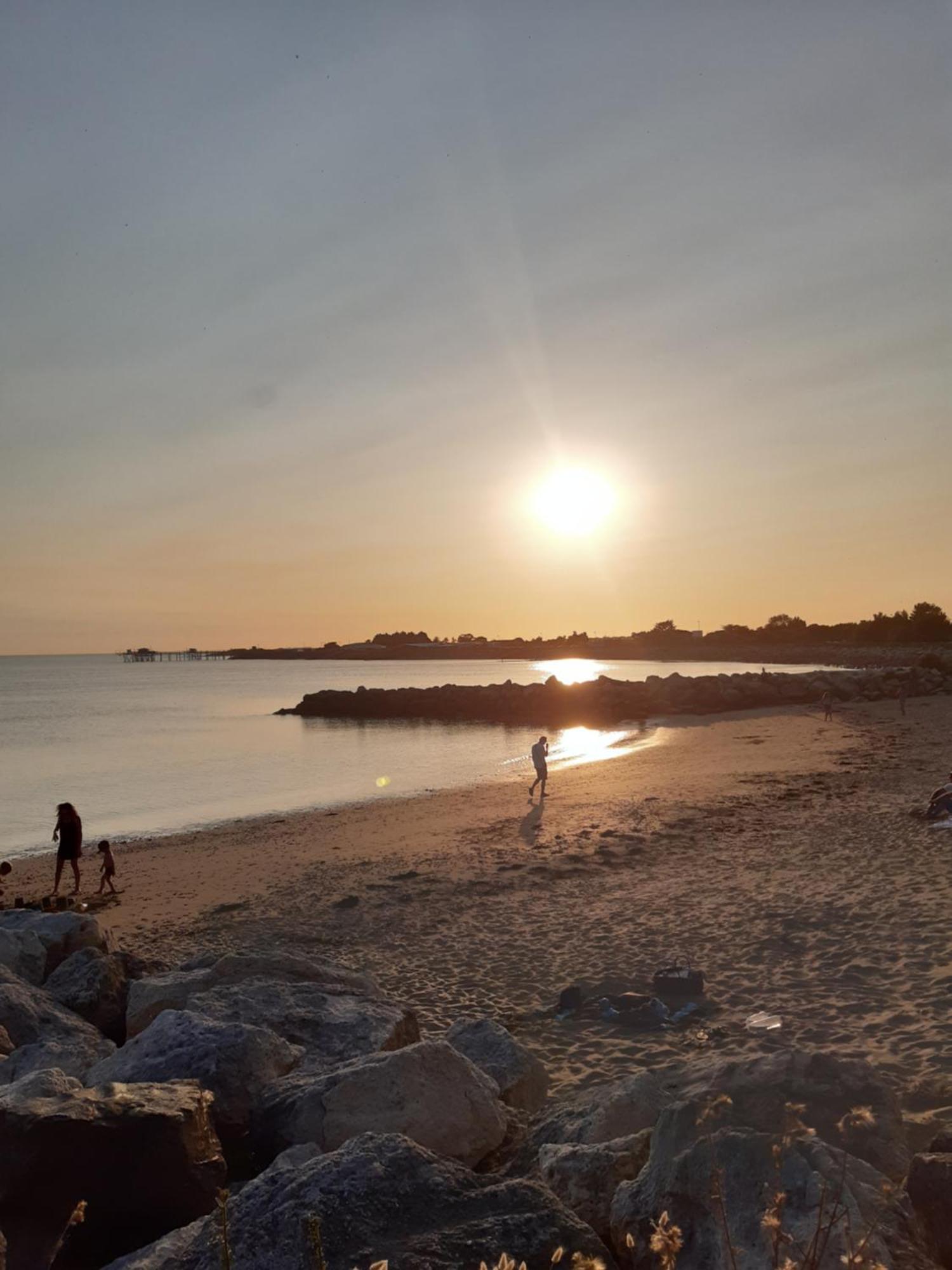Maison De Vacances Entiere A 10 Mn De La Rochelle Dompierre-sur-Mer Buitenkant foto